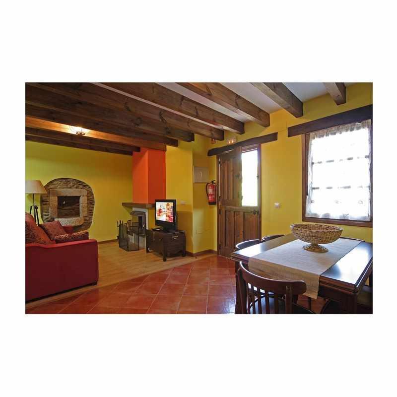 Apartamento La Casa Del Abuelo Justo Minagon Exterior photo