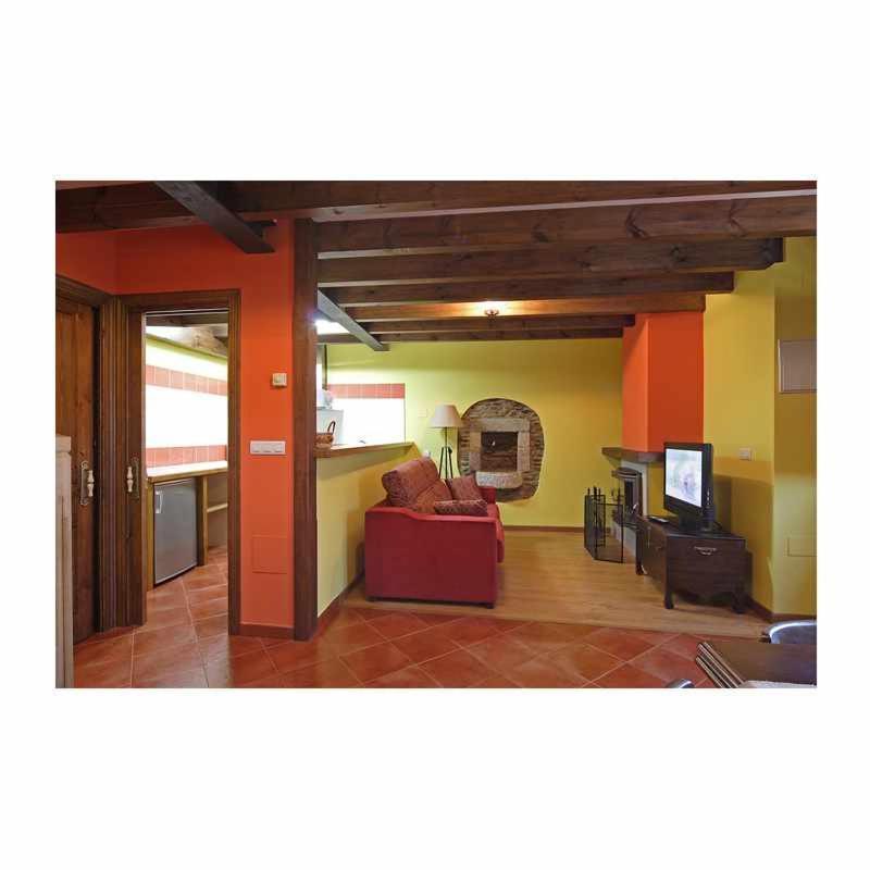 Apartamento La Casa Del Abuelo Justo Minagon Exterior photo